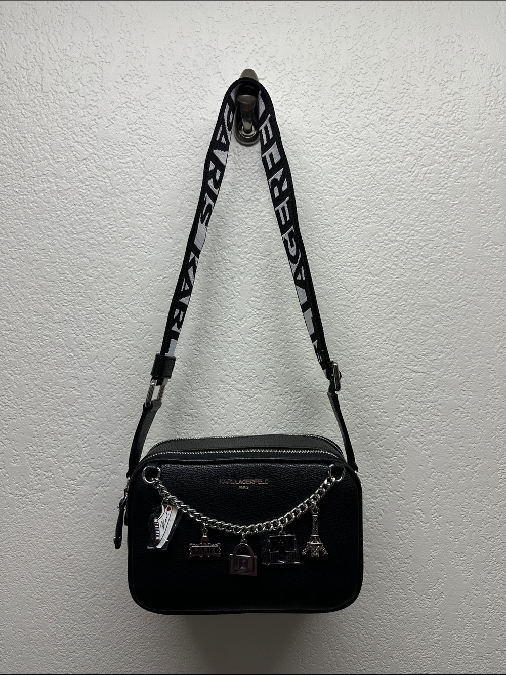K900 Karl Lagerfeld Black Crossbody Camera Charm Bag Zip Closures Card Slots NWT